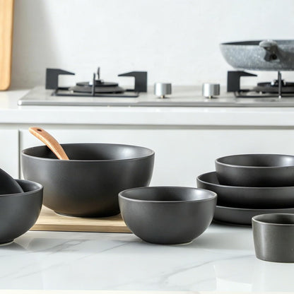 Cereal Bowls, 24 oz Soup Bowls Set of 4, Ceramic Bowls Set for Salad, Fruit, Breakfast, Dessert, Stoneware Bowls for Kitchen, Dishwasher & Microwave Safe, Matte Black