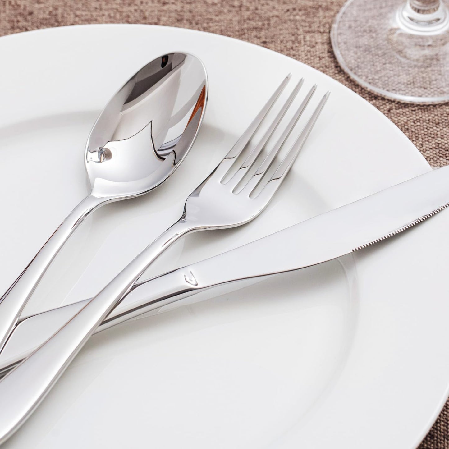 40-Piece Silverware Set for 8,18/10 Stainless Steel | Mirror Polished, Dishwasher Safe , for Home, Restaurant, Wedding and Party Use