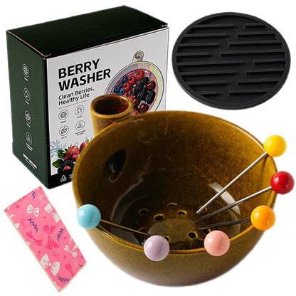 Self Spinning Ceramic Berry Washing Bowl with Drain Holes, 7'' Kitchen Fruit Washer Spinner Bowl with 10pcs Sponges，Blue