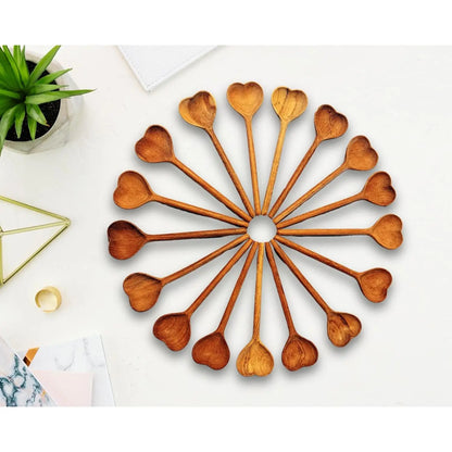 Set of 4 Heart-Shaped Wooden Spoons - Eco-Friendly Carved Love Spoons, Wedding, Housewarming, Bridal Shower Favor Tableware Stylish
