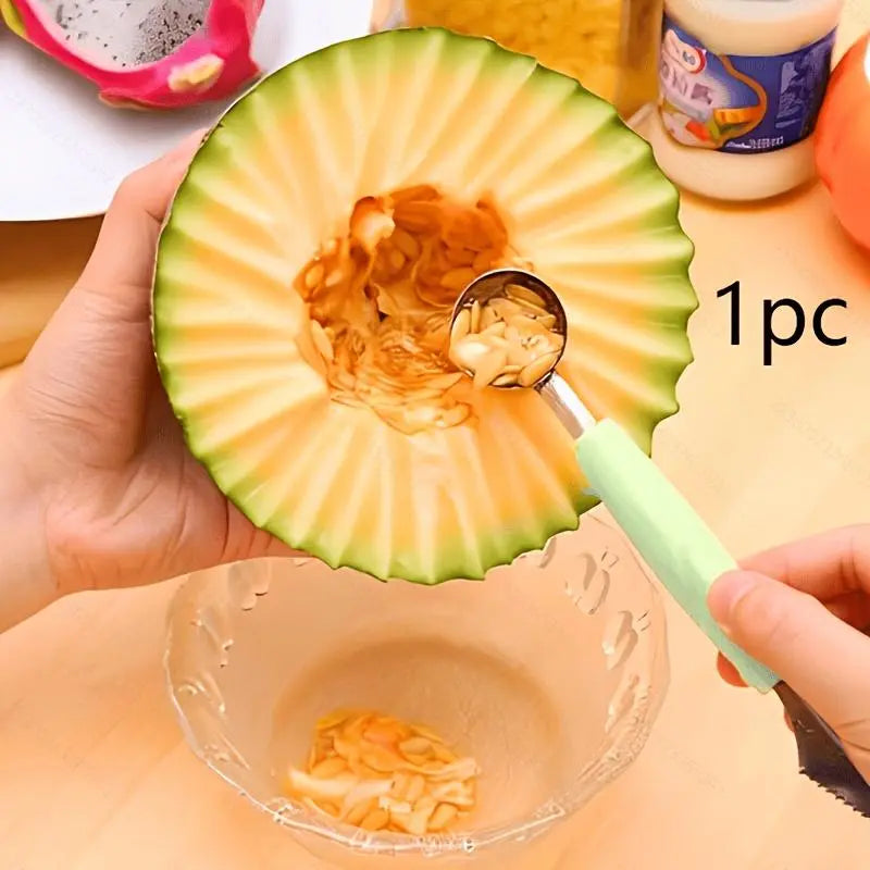 1pc Stainless Steel Double-Ended Fruit Carving Spoon Green/Pink/Blue Ice Cream Spoon Salad Dessert Corrugated Decoration Creative Watermelon Cantaloupe Ball Digger Multifunctional Kitchen Tool YMY