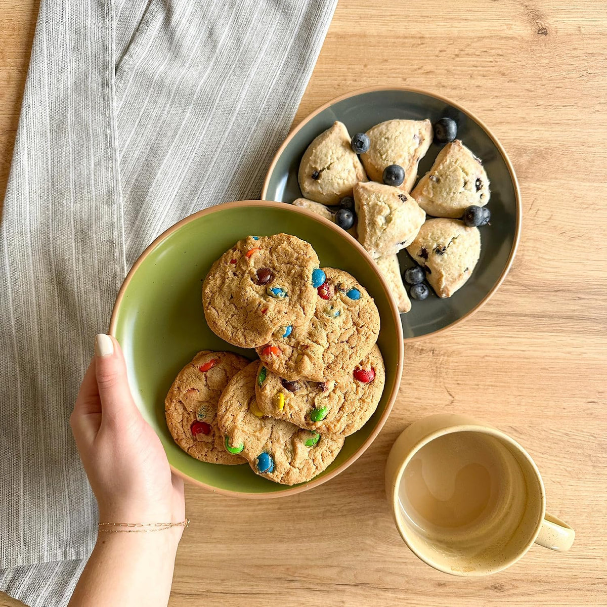 Mora Ceramic Artisan Matte Plates Set, 7.8 in - Set of 6 - The Dessert, Salad, Appetizer, Small Dinner etc Plate. Microwave, Oven, and Dishwasher Safe, Scratch Resistant. Kitchen Porcelain Dish